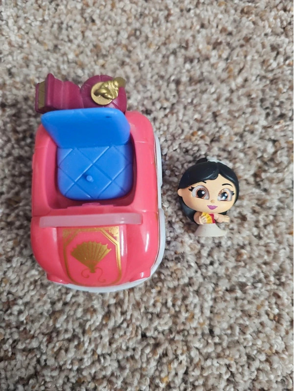 Mulan Disney Doorables Let's Go Cars